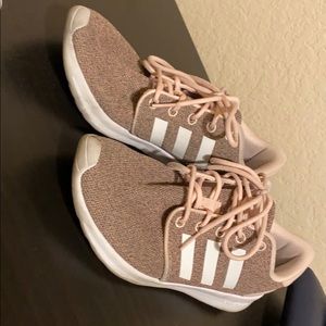 Adidas Tennis shoes